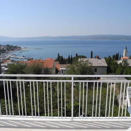 In Fuer 6 Personen Mit Meerblick By Interhome Apartman Selce