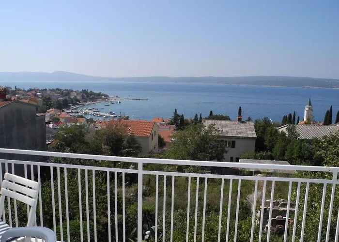 Apartman In Fuer 6 Personen Mit Meerblick By Interhome Selce