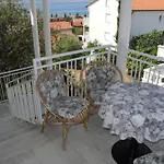 Apartmán In Fuer 6 Personen Mit Meerblick By Interhome