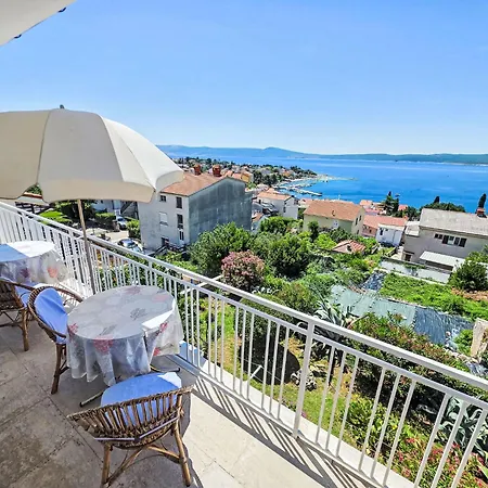 شقة In Fuer 6 Personen Mit Meerblick By Interhome *