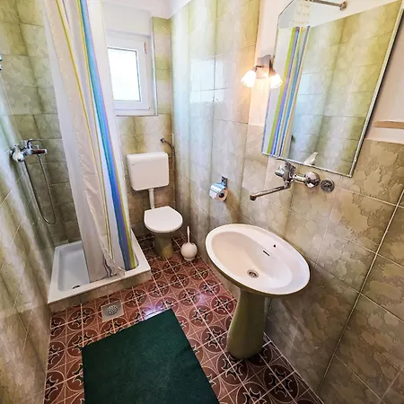 In Fuer 6 Personen Mit Meerblick By Interhome * سيلتسي
