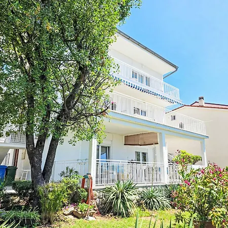 In Fuer 6 Personen Mit Meerblick By Interhome