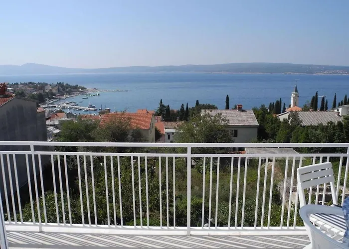 In Fuer 6 Personen Mit Meerblick By Interhome Apartment Selce